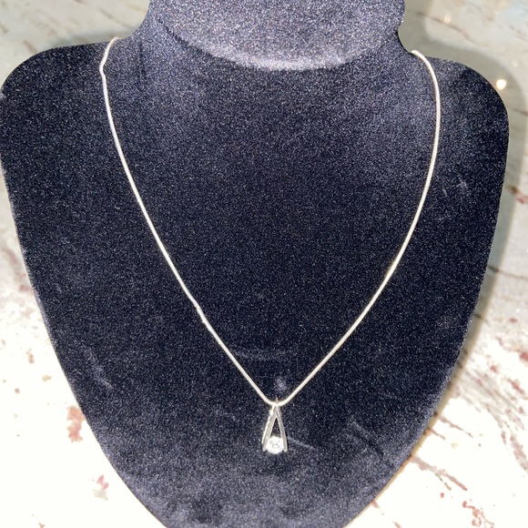 Gorgeous Large Crystal Long Necklace - Picture 3 of 9